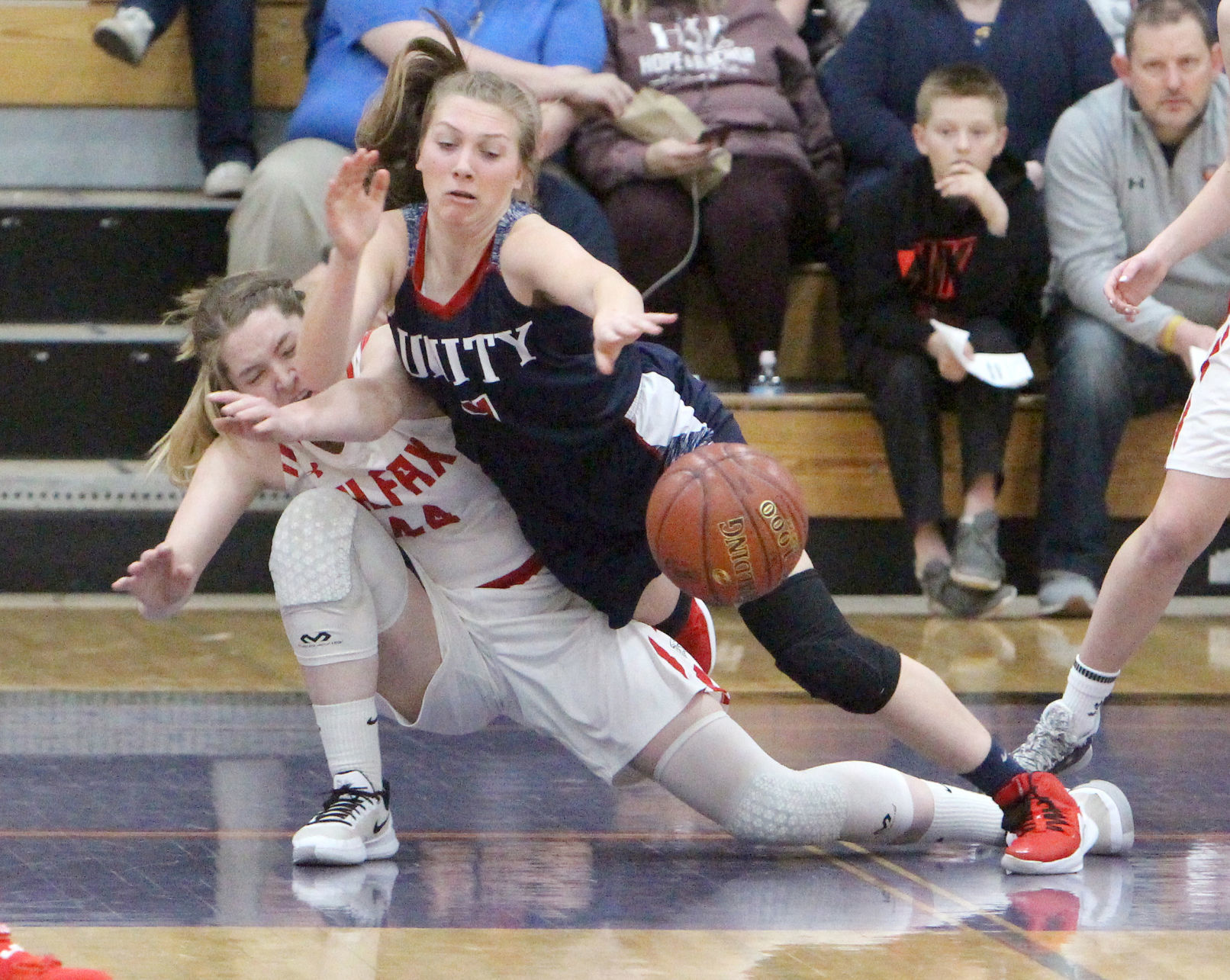 Colfax girls basketball vs Unity at Chetek-Weyerhaeuser 3-5-20